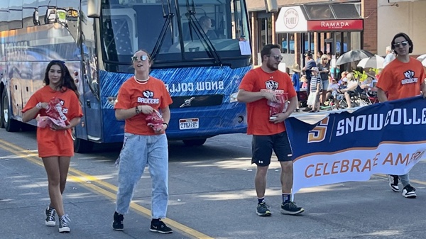 Richfield Parade